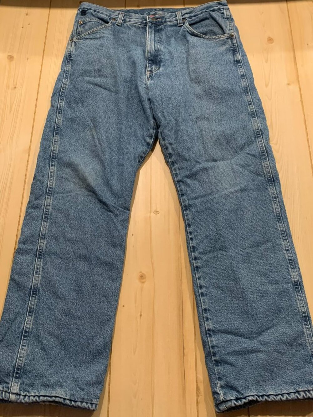 Wrangler 33213SW Rugged Wear Heavyweight Work Utility Thermal Jeans Size 36 x 32